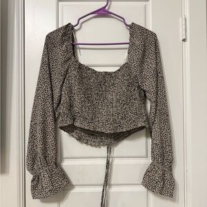 Le Lis Cheetah Long Sleeve Crop Top